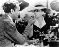Paul Henreid et Bette Davis dans Now, Voyager (1942)